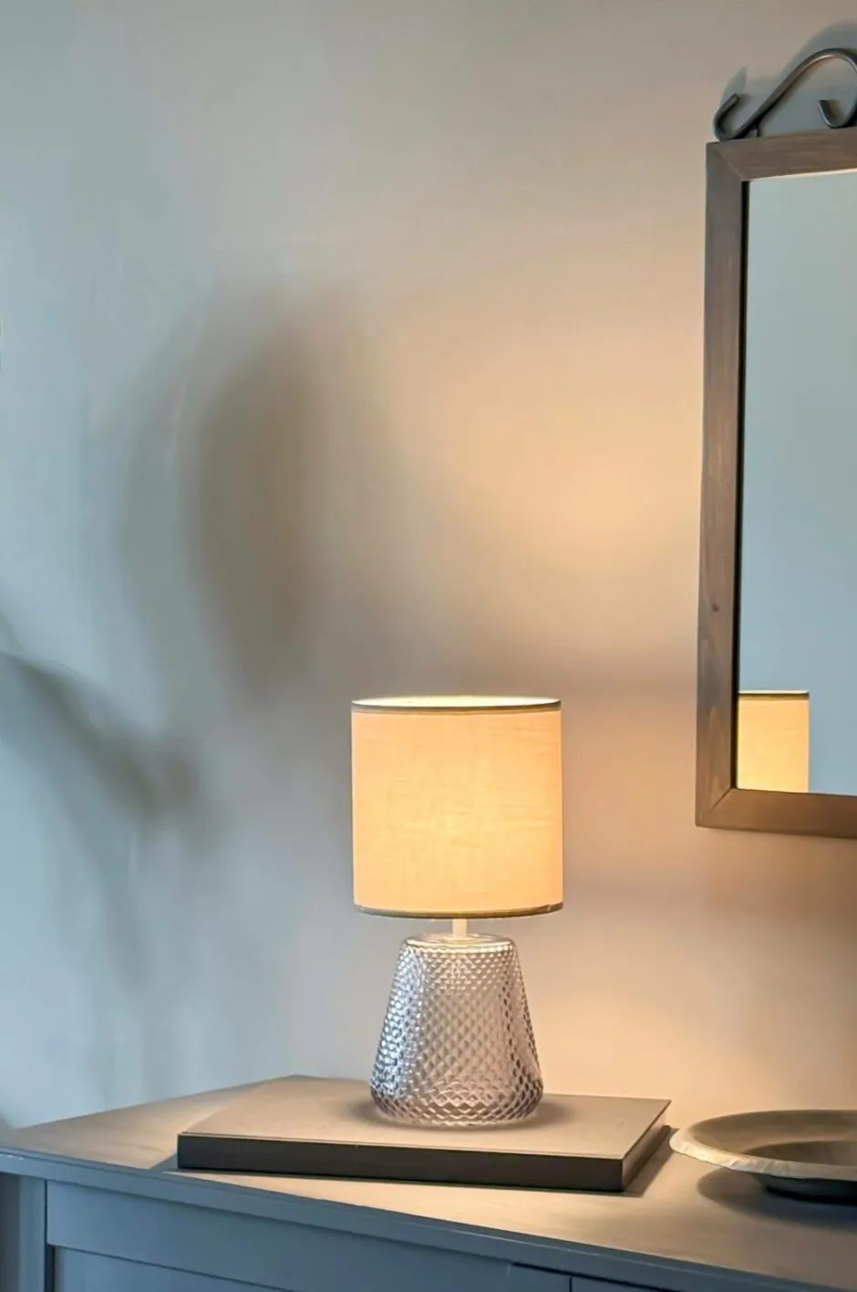 Aneta Lighting Bordlampe Alissa Røggrå