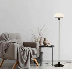 Aneta Lighting Gulvlampe New August Sort/hvid