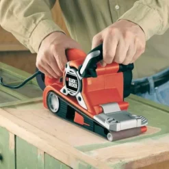 New Black & Decker Båndsliber 720W