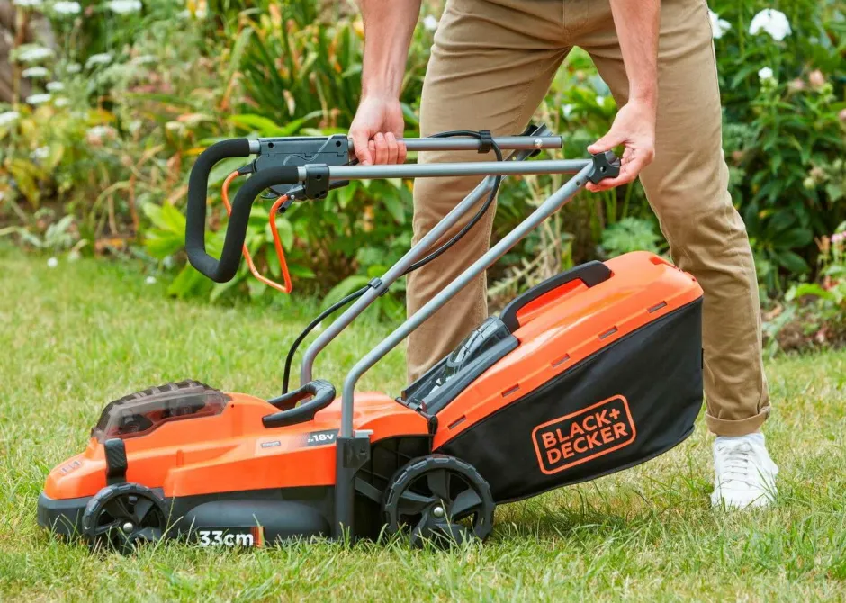 Best Black & Decker Plæneklipper 18v 33cm No color
