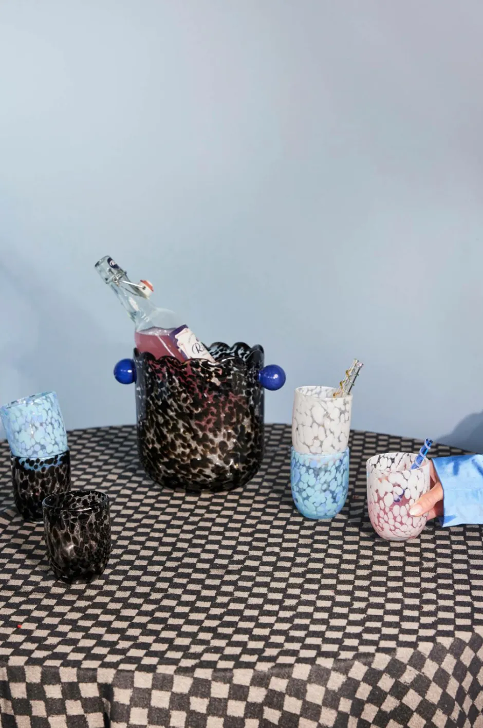 Outlet Byon Vase/vin køler Messy højde 26,5 cm Sort/blå