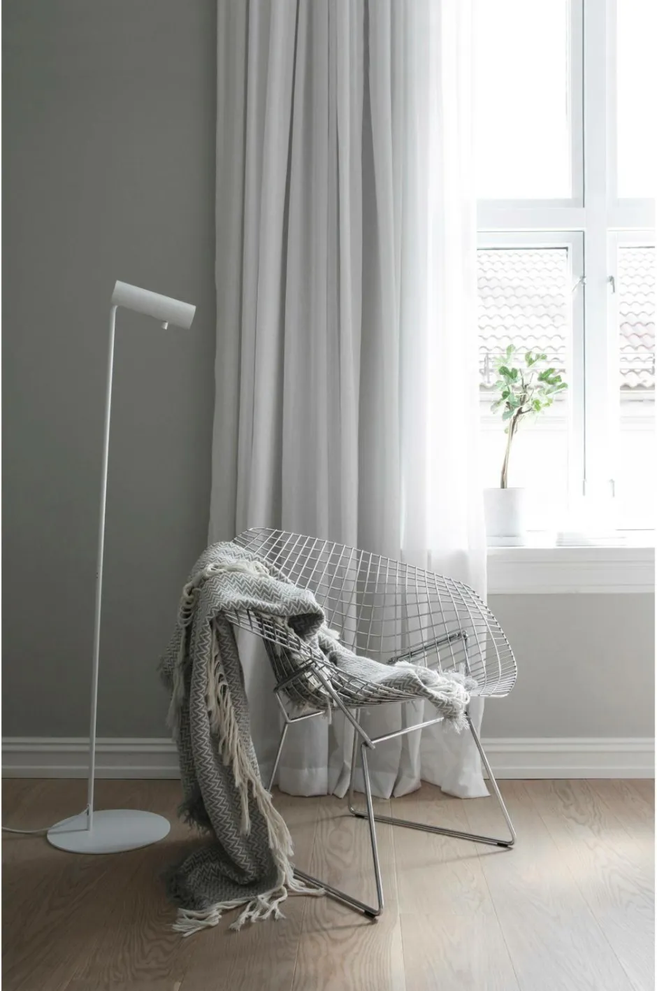 Best Design For The People Gulvlampe Mib 6 Hvid