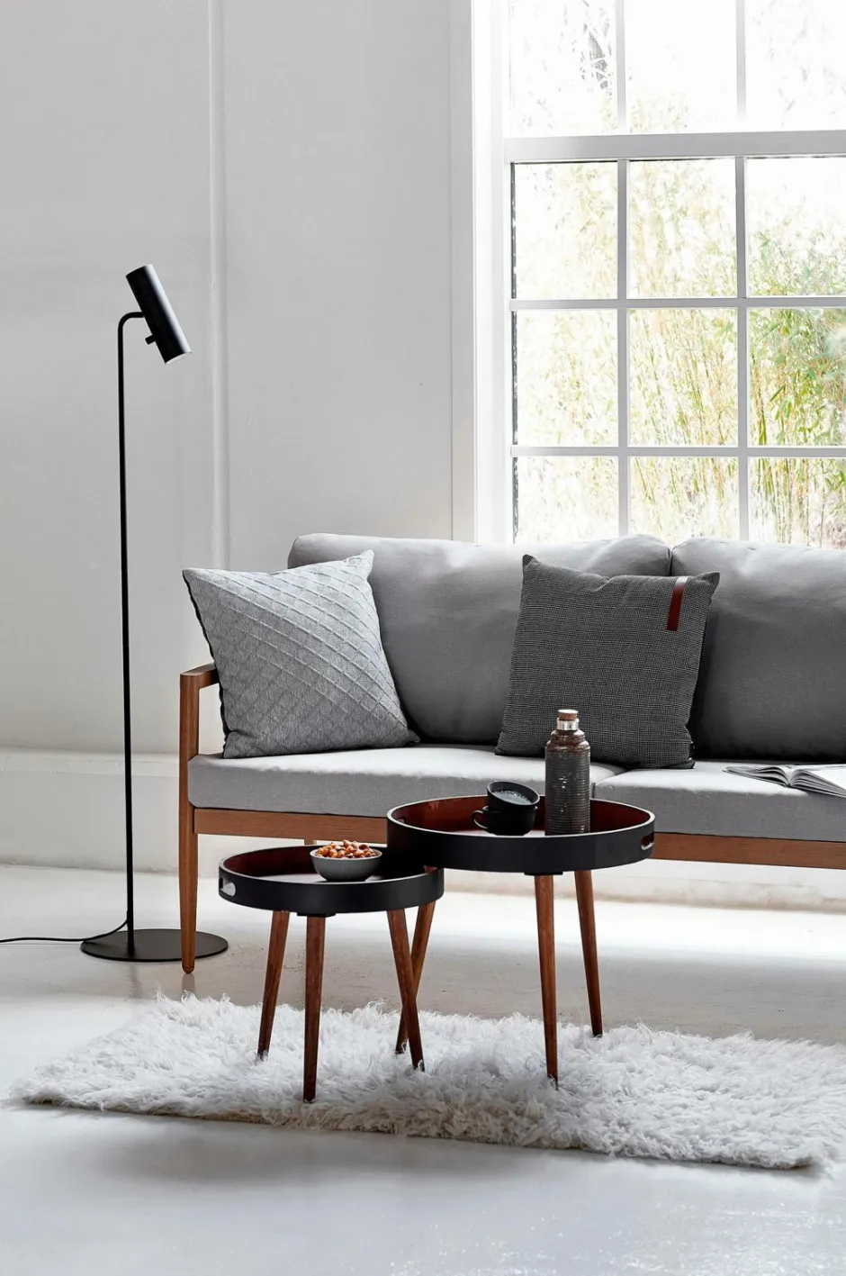 Best Design For The People Gulvlampe Mib 6 Sort