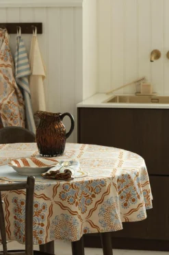Online Ellos Home Dug Duk Elly Tile i genanvendt halvlinned Ø 150 cm Blå farve