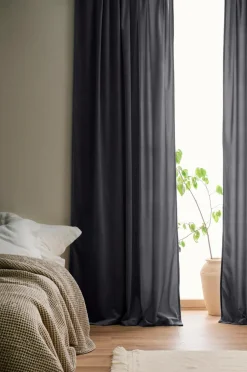 Hot Ellos Home Gardinlængde med multibånd Nora i velour, 2-pak Grå