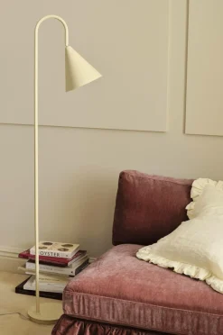 Clearance Ellos Home Gulvlampe Liam Pastelgul
