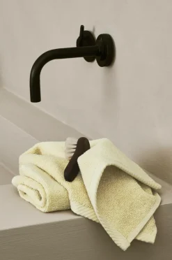 Sale Ellos Home Håndklæde Elise 2-pak 30x50 Lysegul