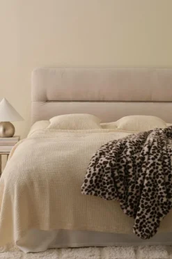 Ellos Home Hovedgærde Turin Beige
