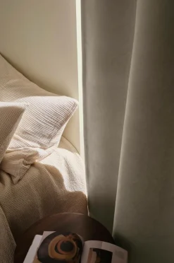 Best Ellos Home NICO skræddersyet mørklægningsgardin Naturlig hvid