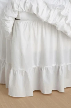 Best Ellos Home Sengekappe Juliette Giant i vasket bomuld 52 cm Hvid