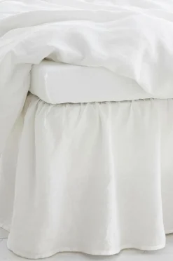 Outlet Ellos Home Sengekappe Candice i vasket hør 45 cm Hvid