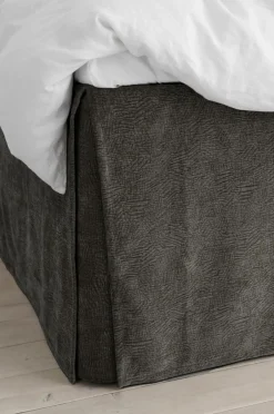 Discount Ellos Home Sengekappe Devine, højde 60 cm Brun