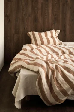 Outlet Ellos Home Sengesæt Candice Block Stripe i vasket hør, 2 dele Mørk kanelbrun/Creme