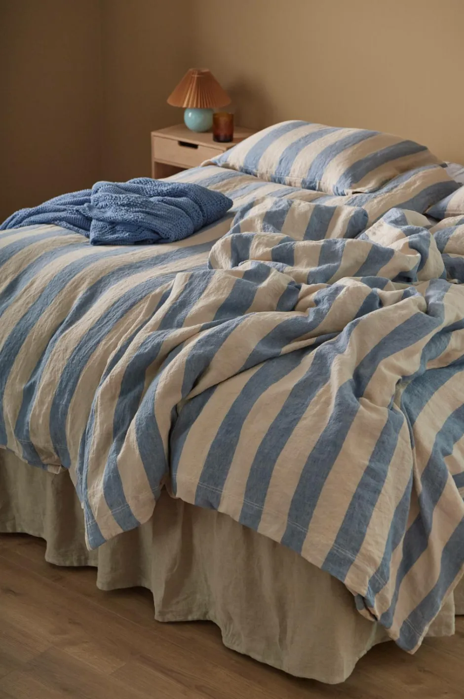 Sale Ellos Home Sengesæt Candice Block Stripe i vasket hør, 2 dele Lyseblå