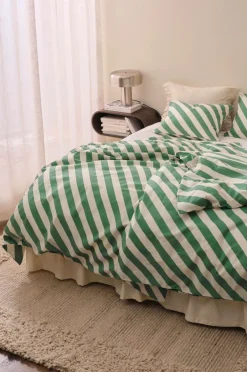 Clearance Ellos Home Sengesæt Diagonal Stripe i bomuld 2 dele Flaskegrøn