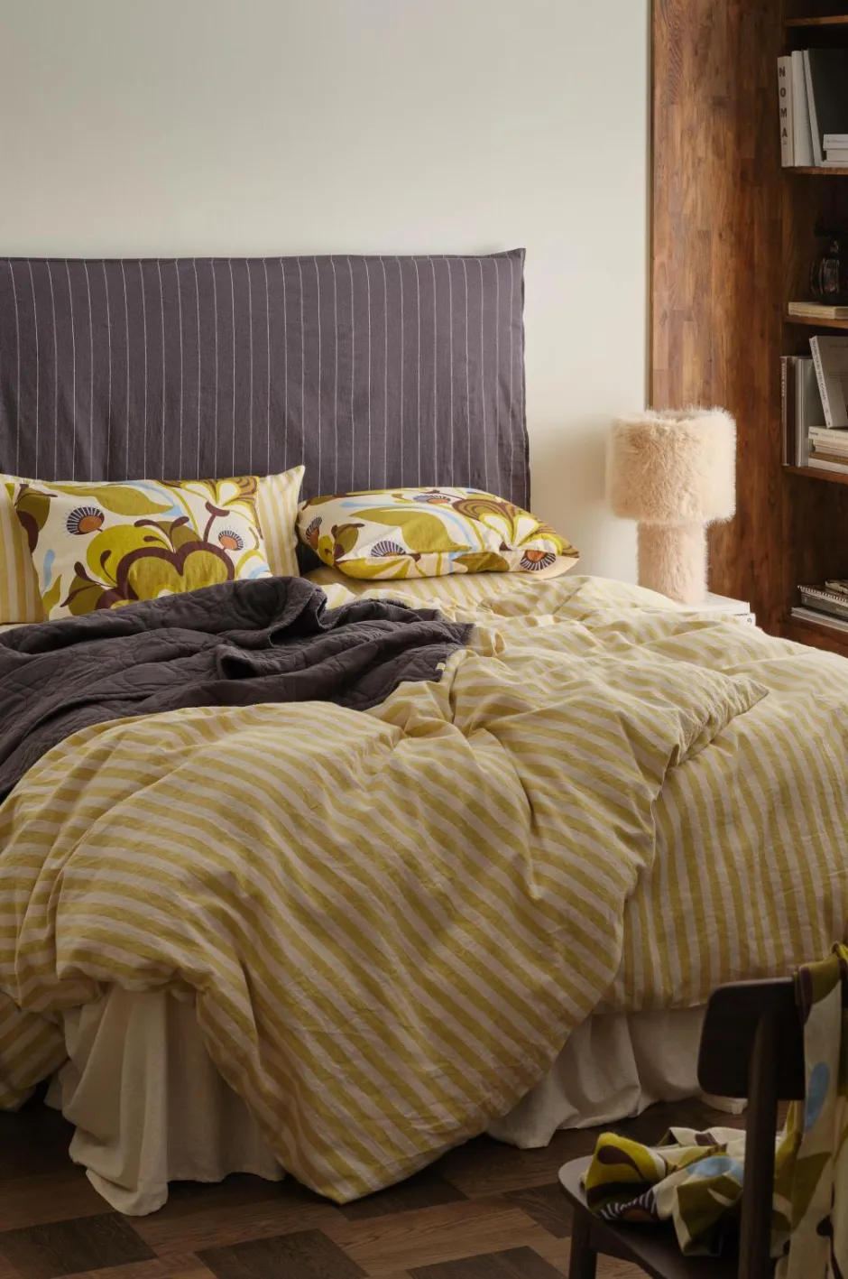 Best Ellos Home Sengesæt Elly Classic Stripe i genanvendt halvlinned 2 eller 3 stykker Lys grøngul