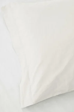 Discount Ellos Home Sengesæt Juliette af økologisk bomuld - 2 eller 3 dele Lys gråhvid