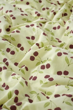 Sale Ellos Home Sengesæt Milly Fruit i bomuld 2 eller 3 stykker Lys avocadogrøn