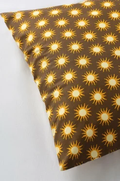 Outlet Ellos Home Sengesæt Milly Sun i bomuld 2 eller 3 stykker Brun