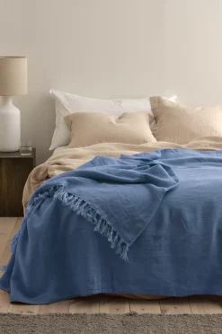 New Ellos Home Sengetæppe Kiyoko i vasket hør Lys blå