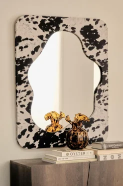 Outlet Ellos Home Spejl Cow Fur Sort/hvid