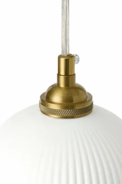 Hot Ellos Home Vindueslampe Elsie Hvid/messingfarvet