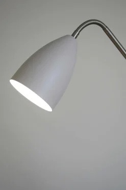 Discount Markslöjd Gulvlampe Patro 3-Step LED Beige