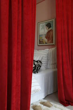 Hot Mimou Gardin Velour Red