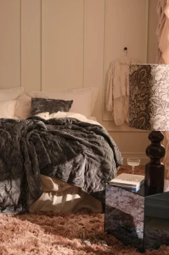 Outlet Staycation Sengetæppe Pleasent Mørkegrå