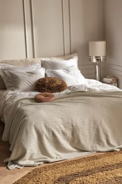 Outlet Staycation Sengetæppe Care Beige