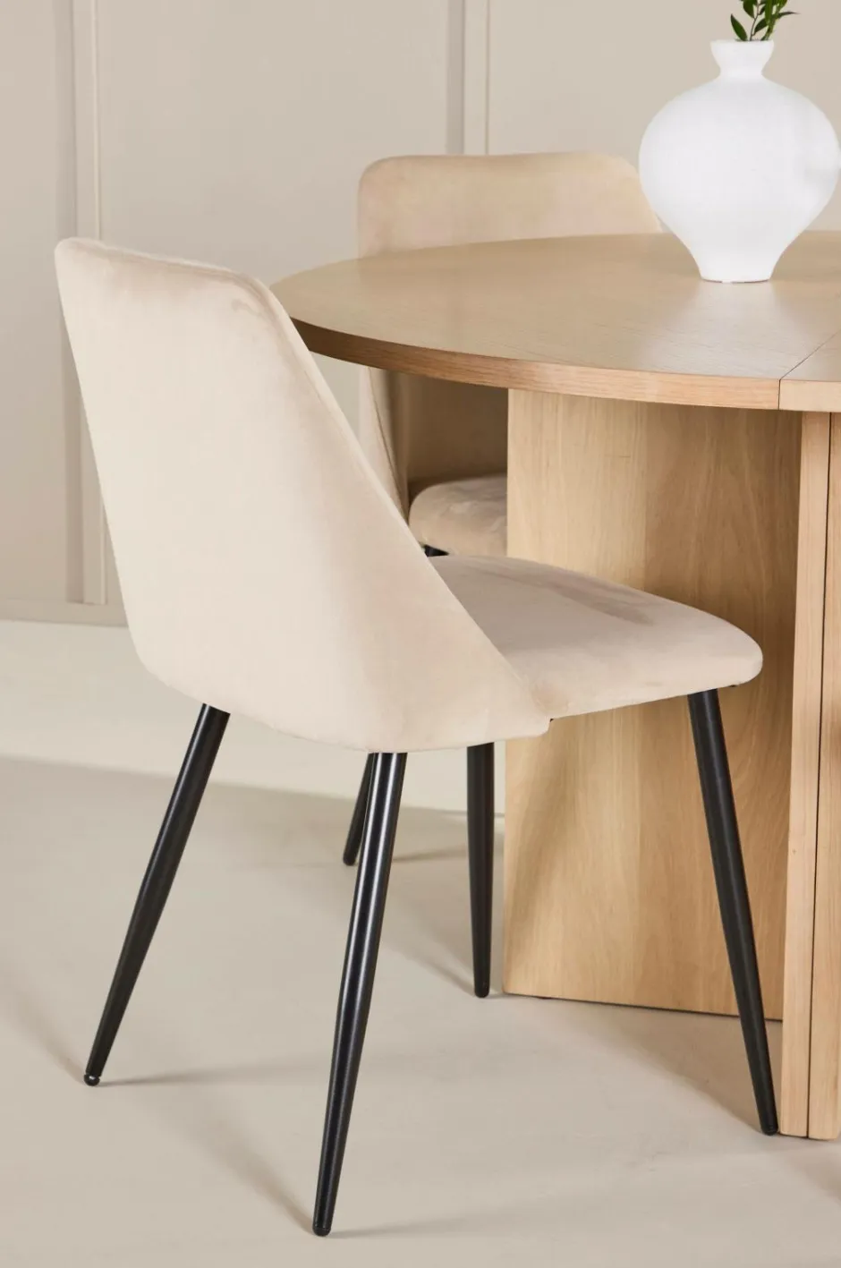 Discount Venture Home Spisebord Strada med stol Night Beige