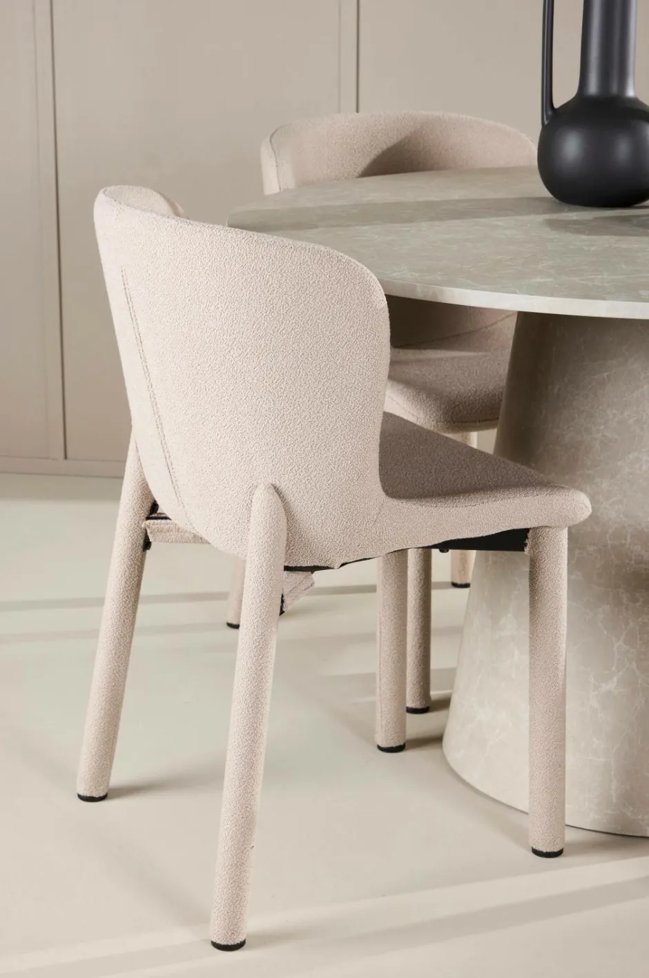 Hot Venture Home Spisebord Lanzo med Astoria-stol Beige