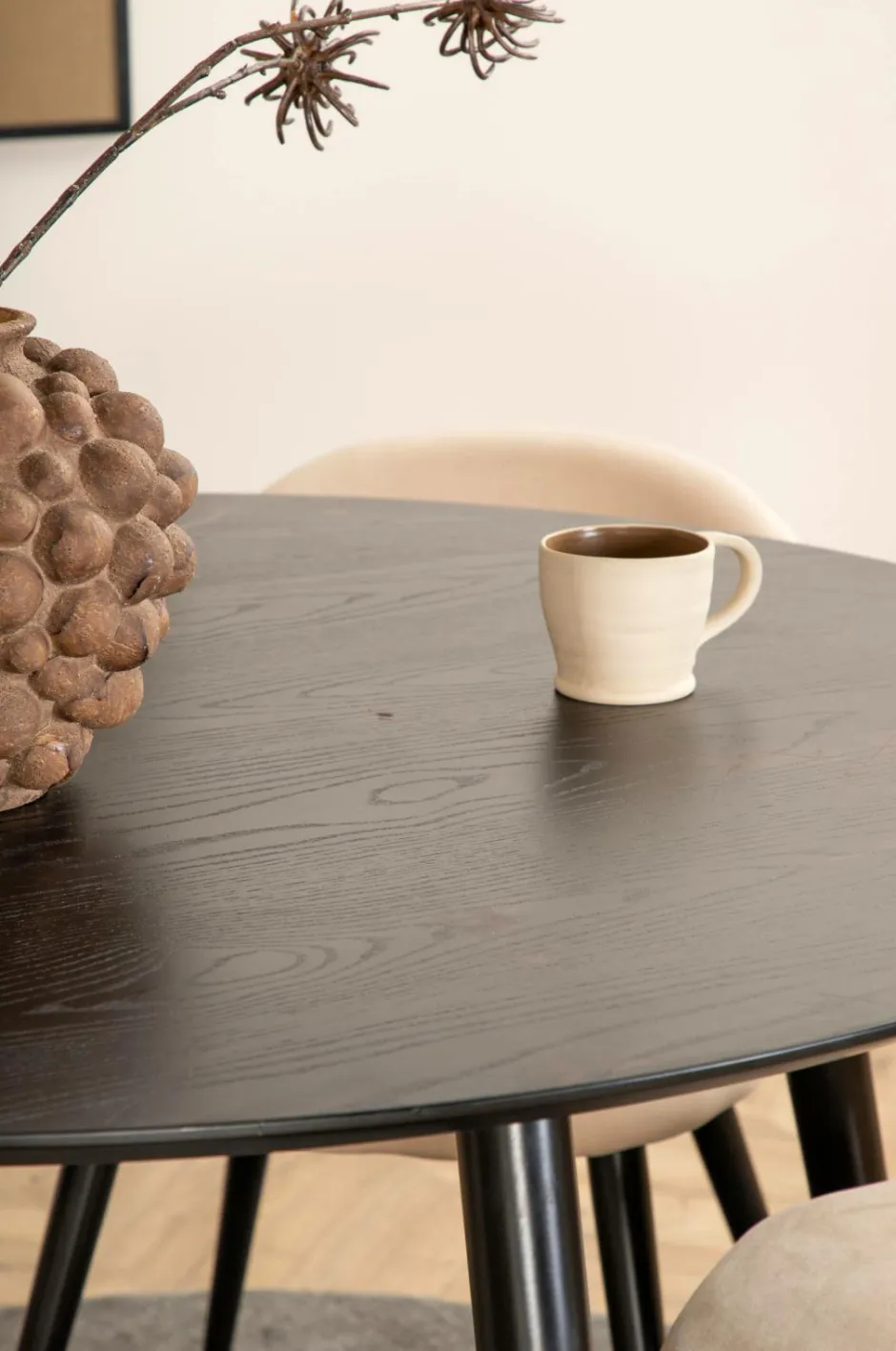 Hot Venture Home Spisegruppe Dipp med 4 spisebordsstole Velvet Stitches Offwhite fløjl / sort