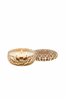 Outlet Voluspa Gingerbread Chalet 3-Wick Tin Candle 40H Ingen farve
