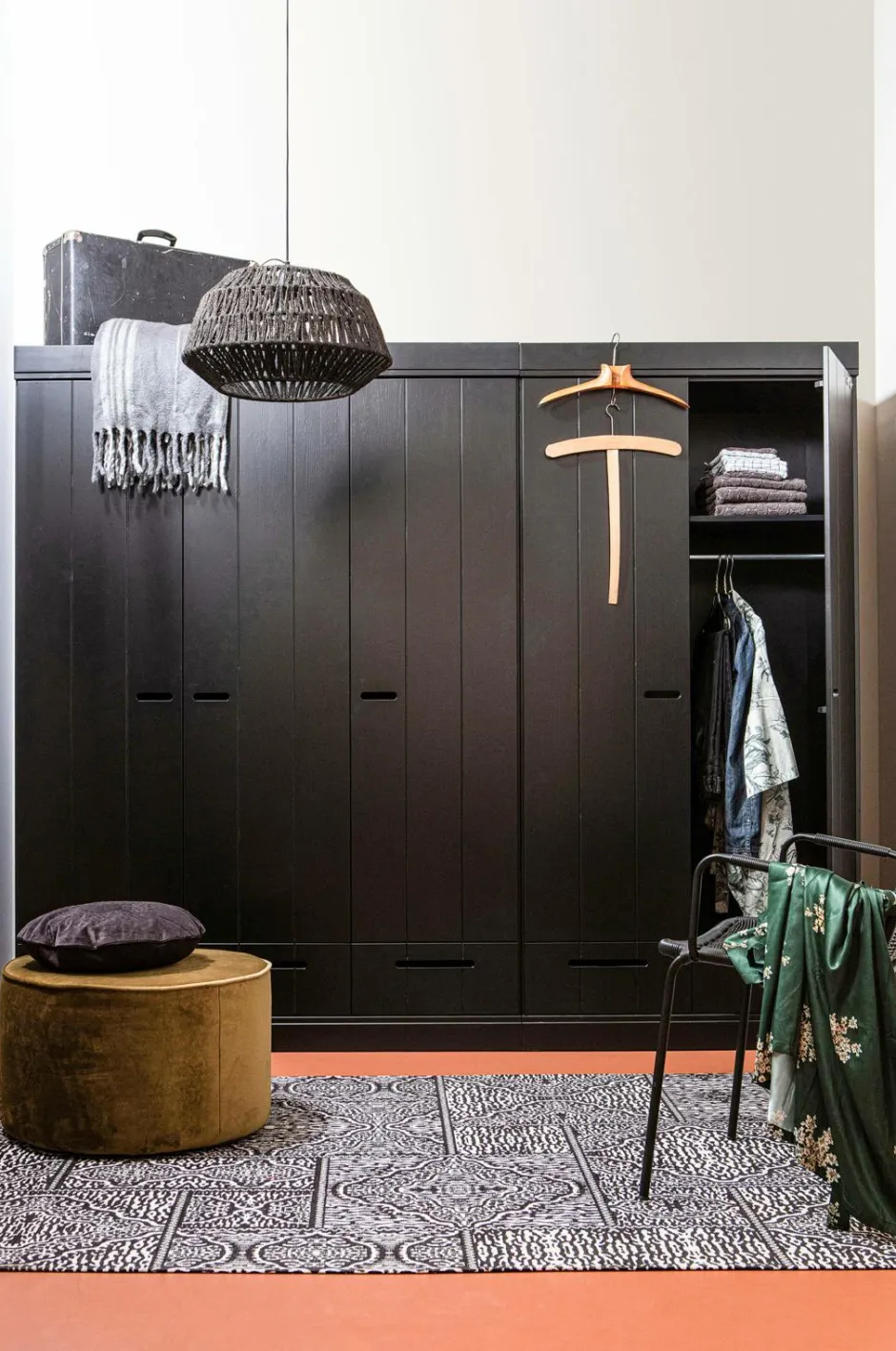 WOOOD Garderobe Connect m struktur, H195xB140xD53 Black mdf/metal